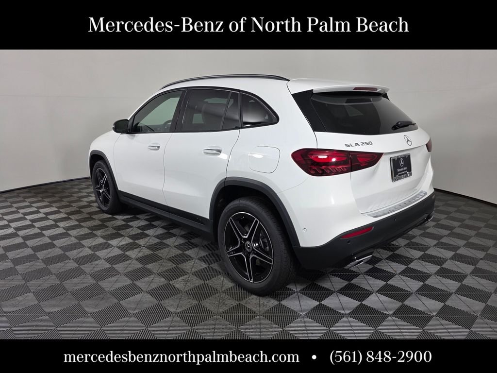 New 2026 Polar White Mercedes-Benz GLA 250 image 4