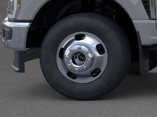 New 2026 Ford F-350SD Lariat