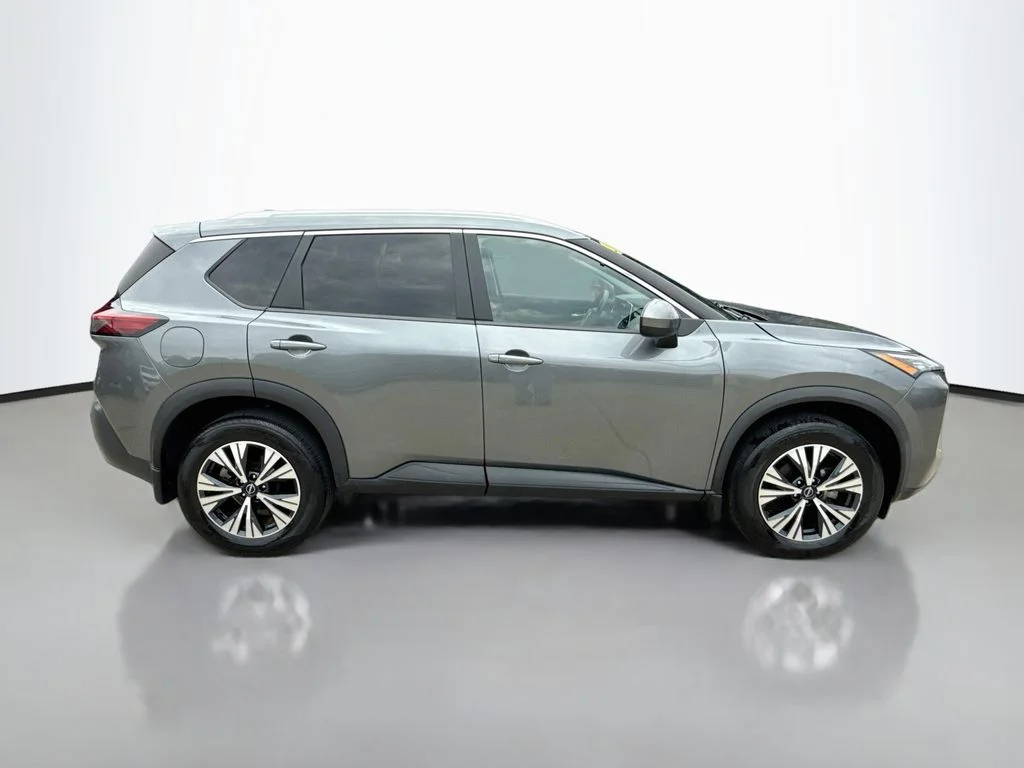 Used 2023 Gun Metallic Nissan SV image 8