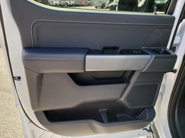 Used 2025 White Ford XLT image 11