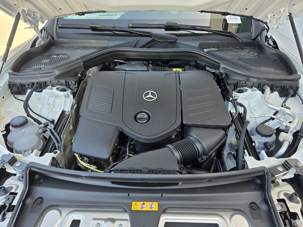 New 2026 Polar White Mercedes-Benz GLC 300 image 31