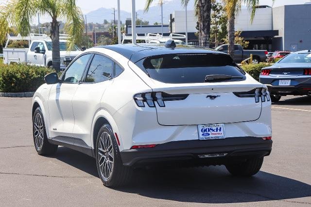 New 2026 Star White Metallic Tri-coat Ford Premium image 37