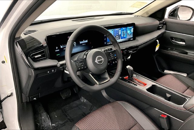 New 2026 Aspen White with Black Roof Nissan SR image 7