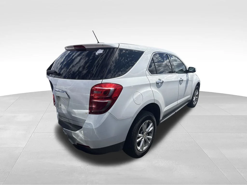 Used 2017 White Chevrolet LS image 3