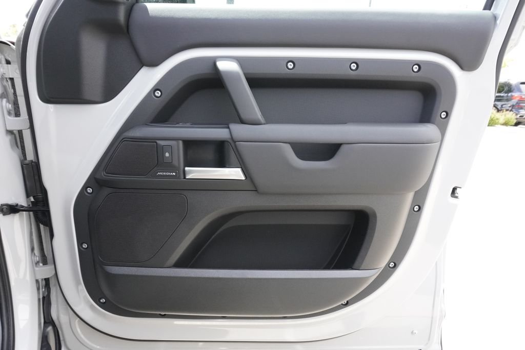 New 2026 Borasco Grey Land Rover S image 21