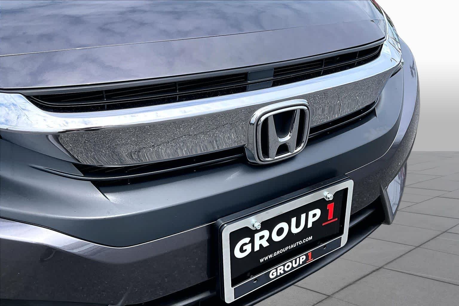Used 2016 Modern Steel Metallic Honda Touring image 30