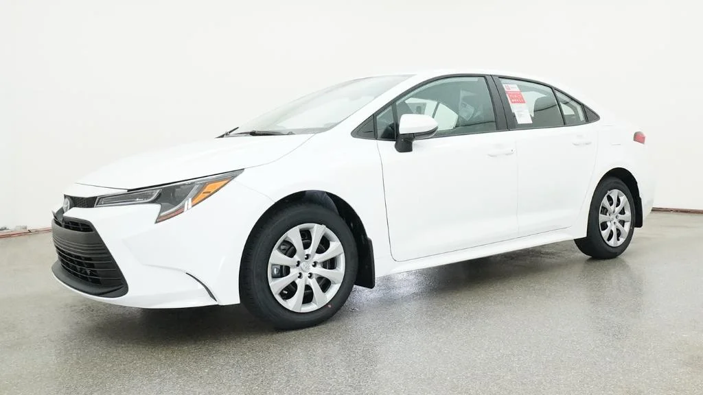 New 2026 Ice Cap Toyota LE image 11