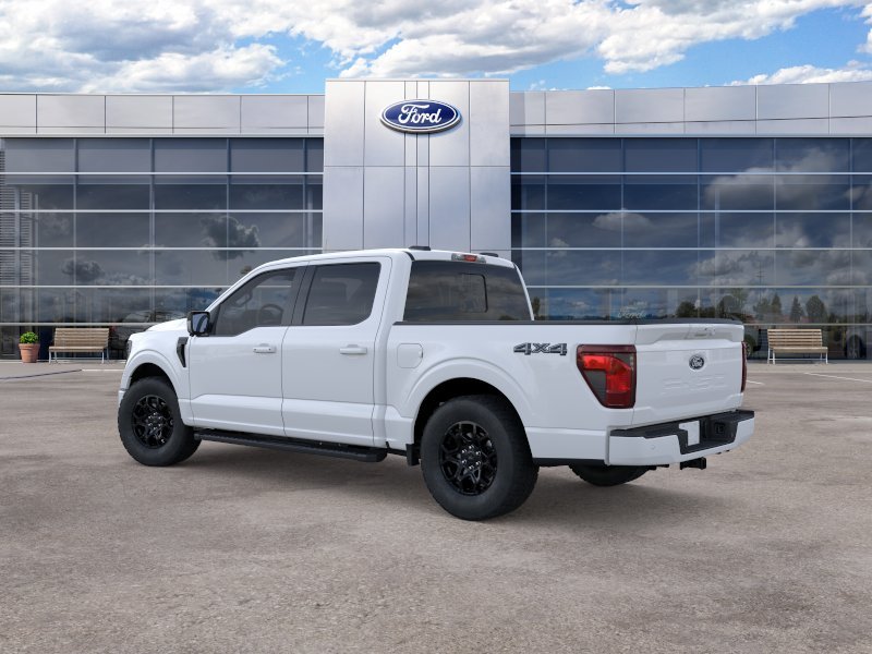 New 2026 Oxford White Ford XLT image 4