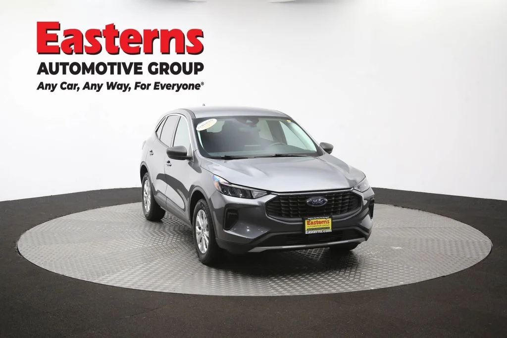 Used 2024 Gray Ford Active image 51