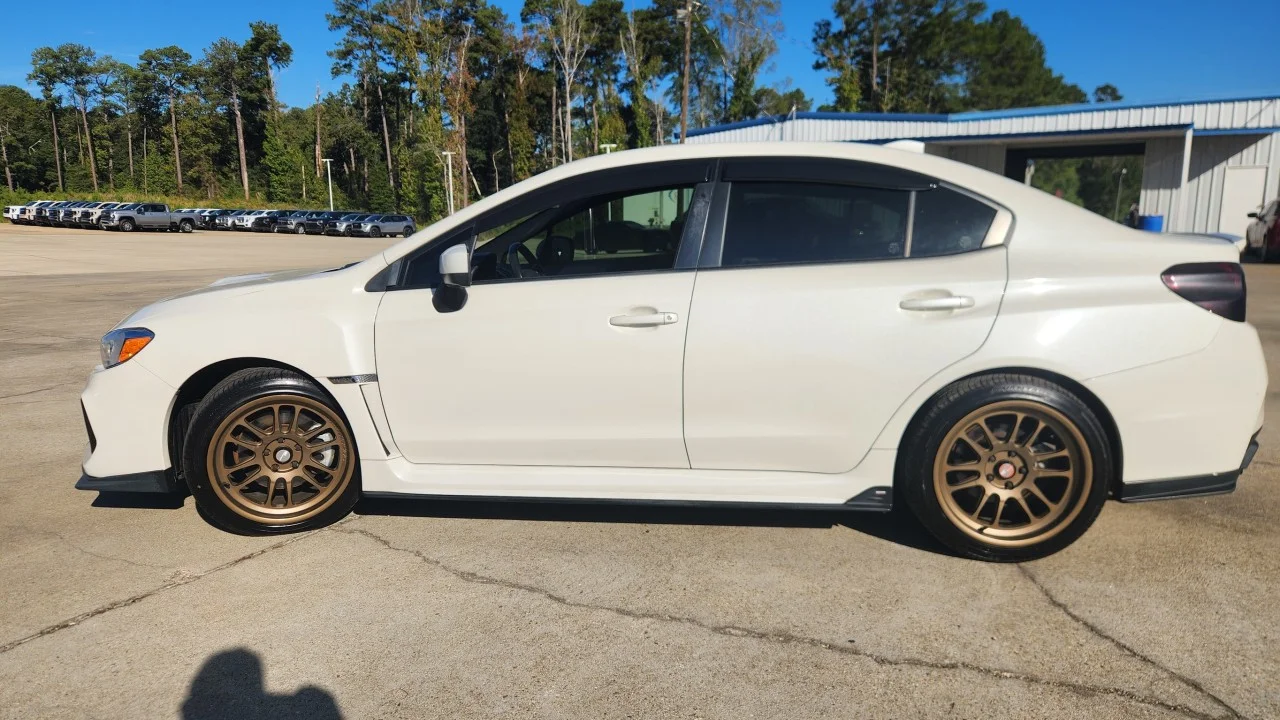Used 2021  Subaru Premium image 2