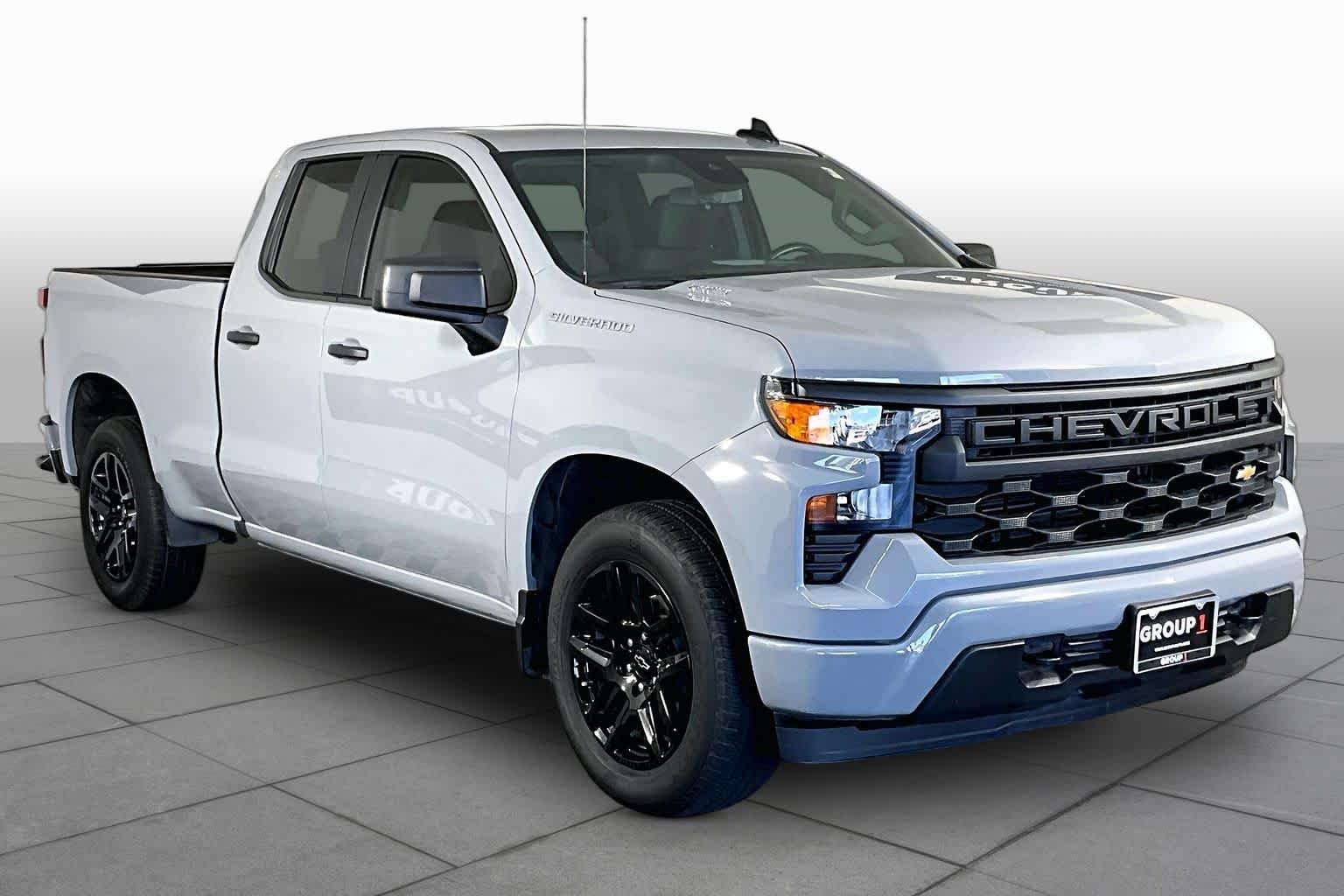 Used 2024 Slate Gray Metallic Chevrolet Custom image 3