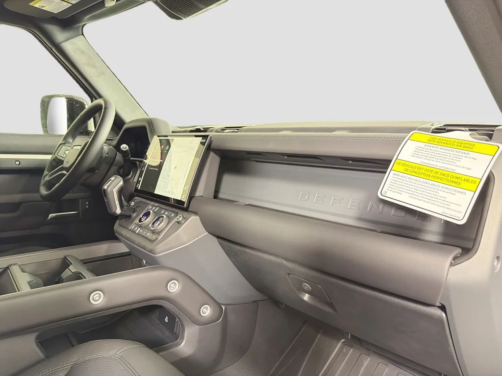 New 2026 Borasco Grey Land Rover X-Dynamic SE image 31