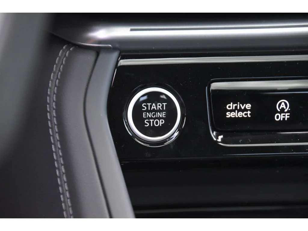 Used 2025 Glacier White Metallic Audi Premium image 36