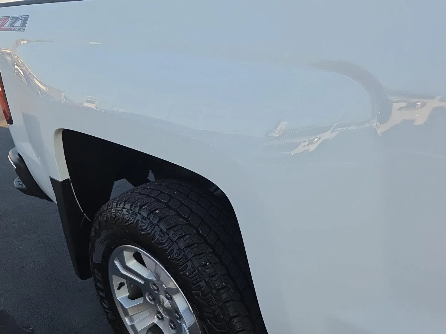 Used 2015 SUMMIT WHITE Chevrolet LT image 14