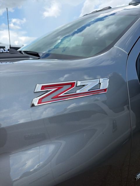 Used 2025 Gray Chevrolet LTZ image 5