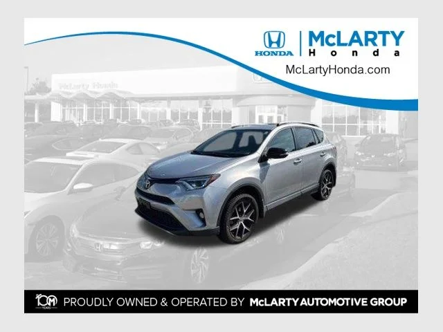 2016 Toyota RAV4 SE's photo