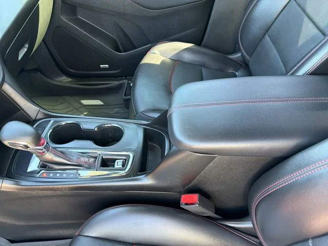 Used 2022 Red Chevrolet RS image 21
