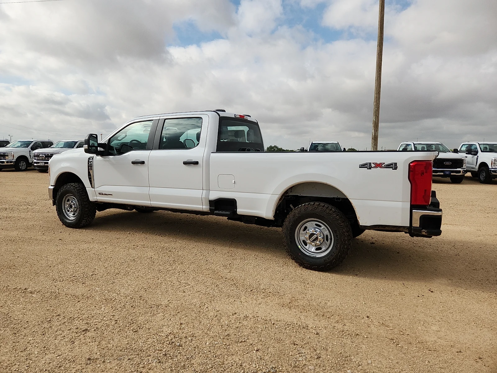New 2026 Oxford White Ford F-250® XL image 4