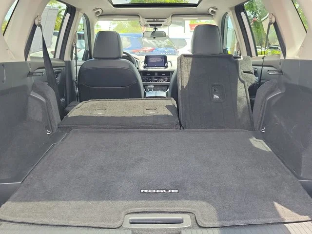 Certified Used 2023 Silver Nissan SV image 8
