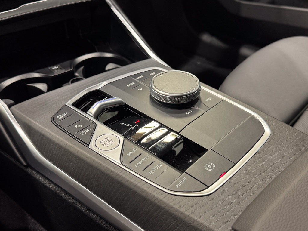 2026 BMW 3 Series 330i - Photo 12