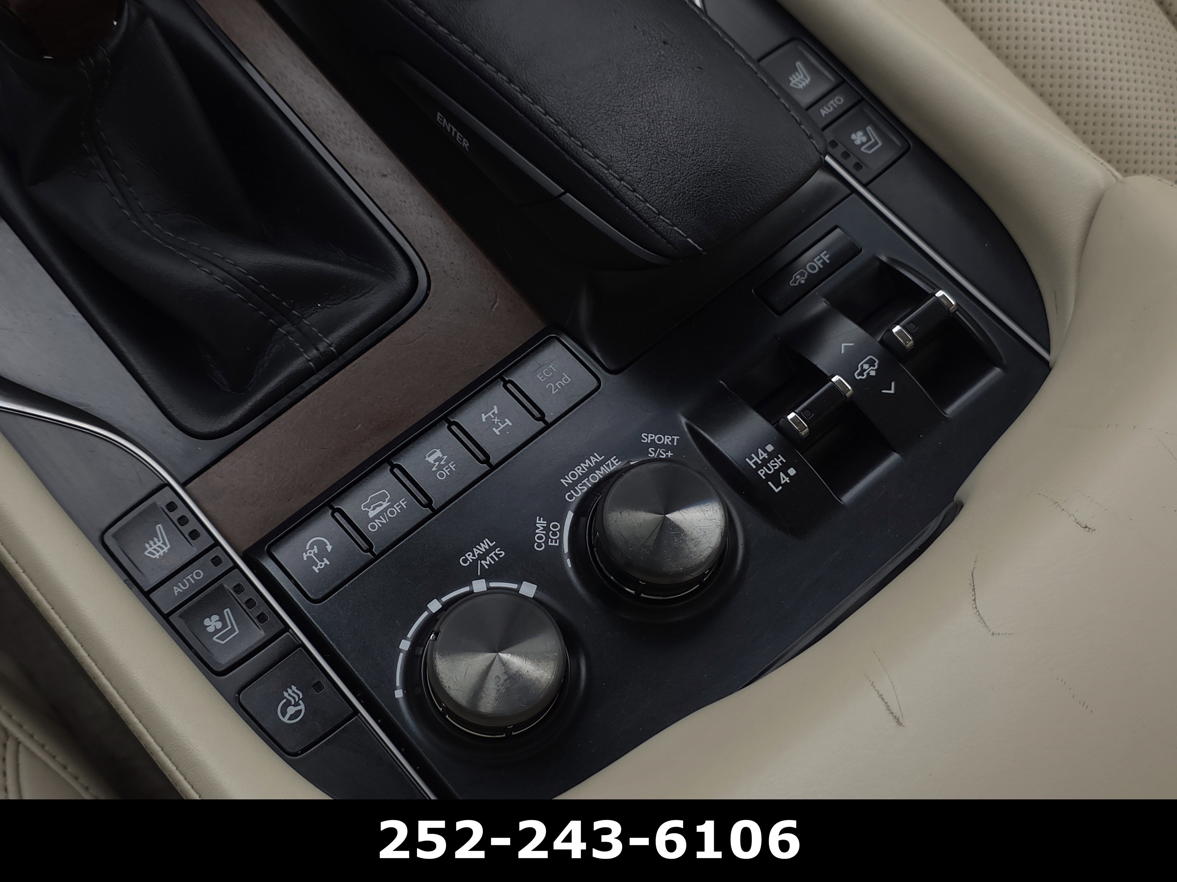 Used 2016 Starfire Pearl Lexus 570 image 17