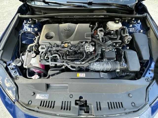 2025 Toyota Camry SE - Photo 27