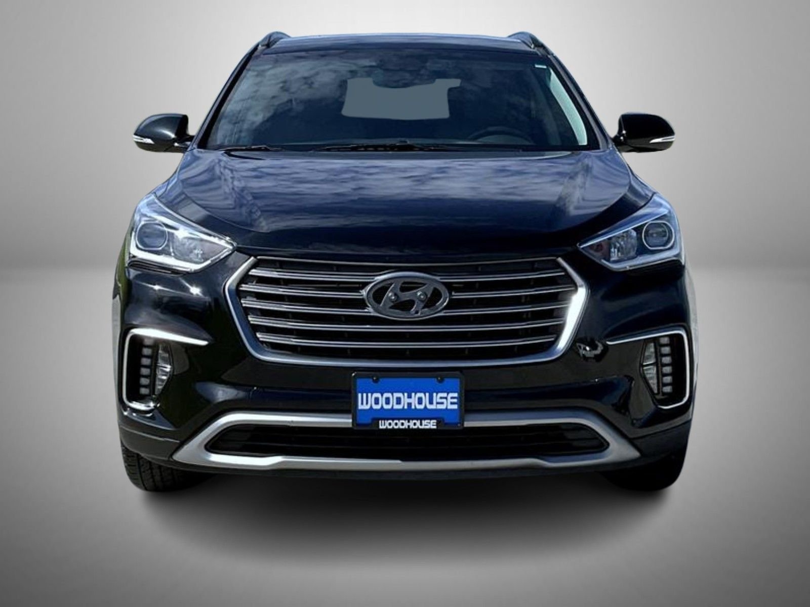 Certified Used 2019 Black Hyundai SE image 2
