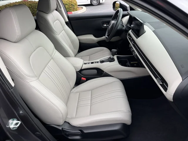 Used 2024 Gray Honda EX-L image 6