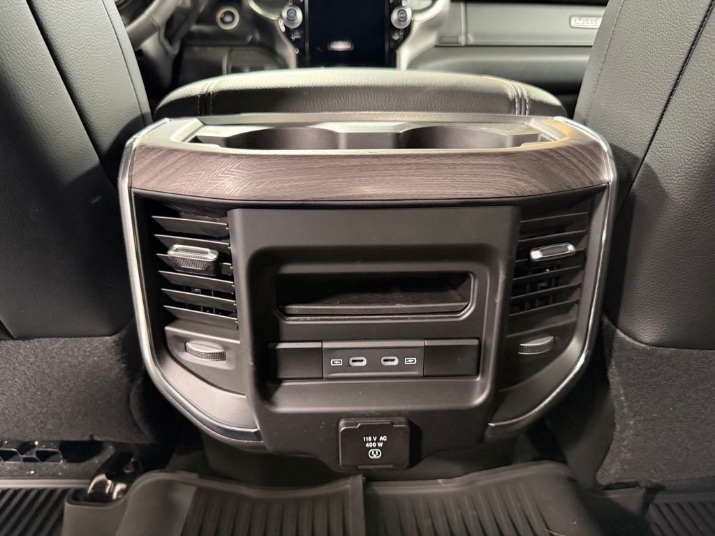 New 2026 Granite Crystal Metallic Clear-Coat Exterior Paint RAM Laramie image 19
