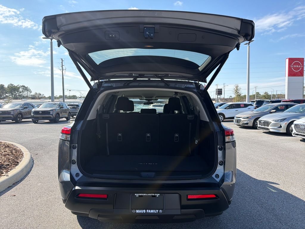 New 2026 Nissan Pathfinder SV 4D Sport Utility