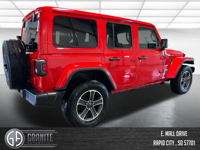 Used 2023 Red Jeep Sahara image 6
