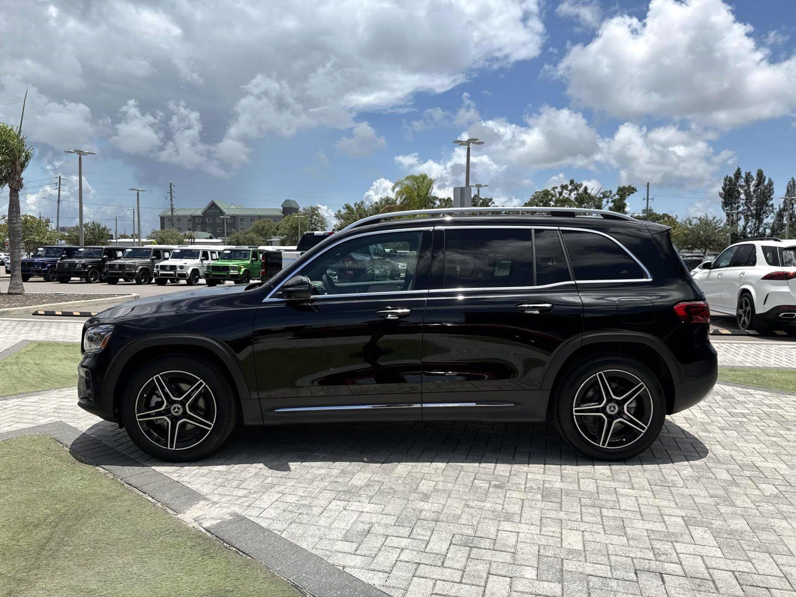 New 2026 Black Mercedes-Benz 250 SUV image 3