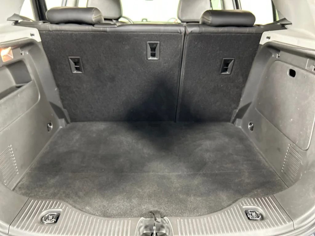 Used 2022 Gray Chevrolet LT image 19