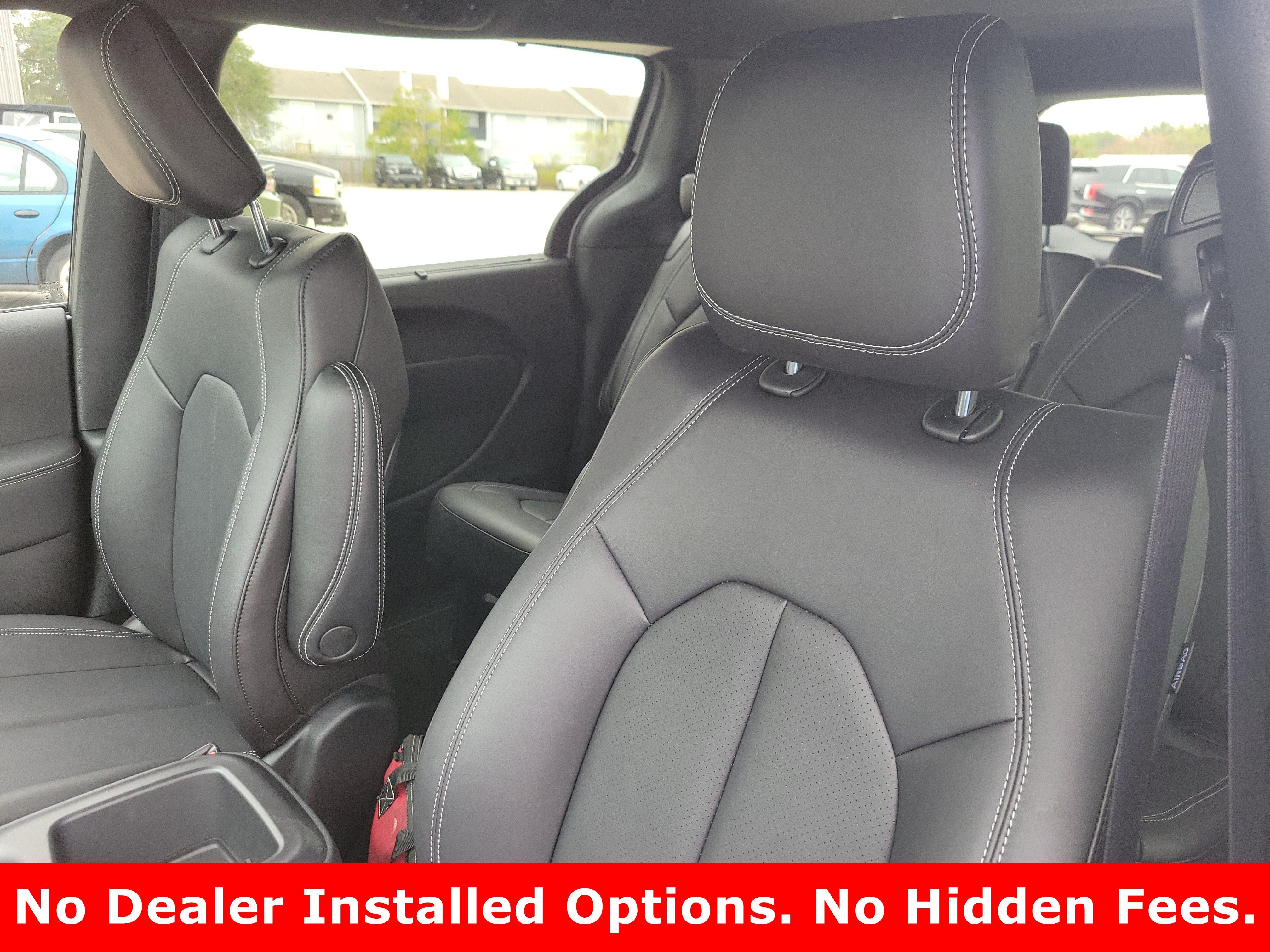 2026 Chrysler Pacifica Select - Photo 14