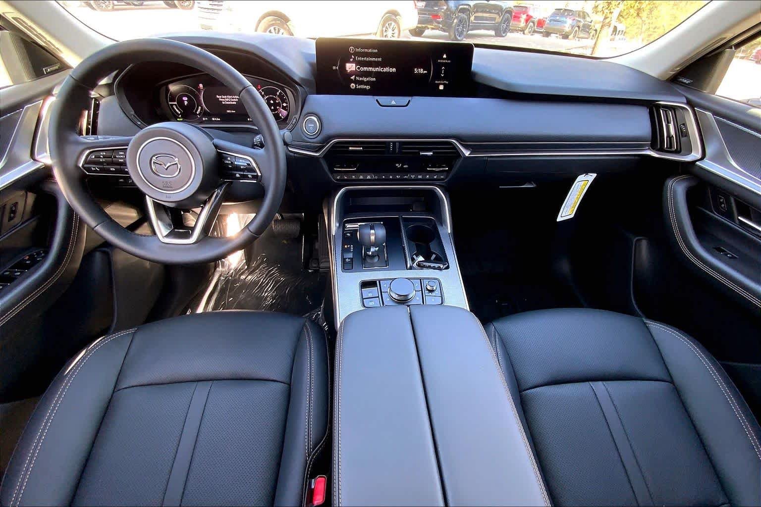 View vehicle photo 5