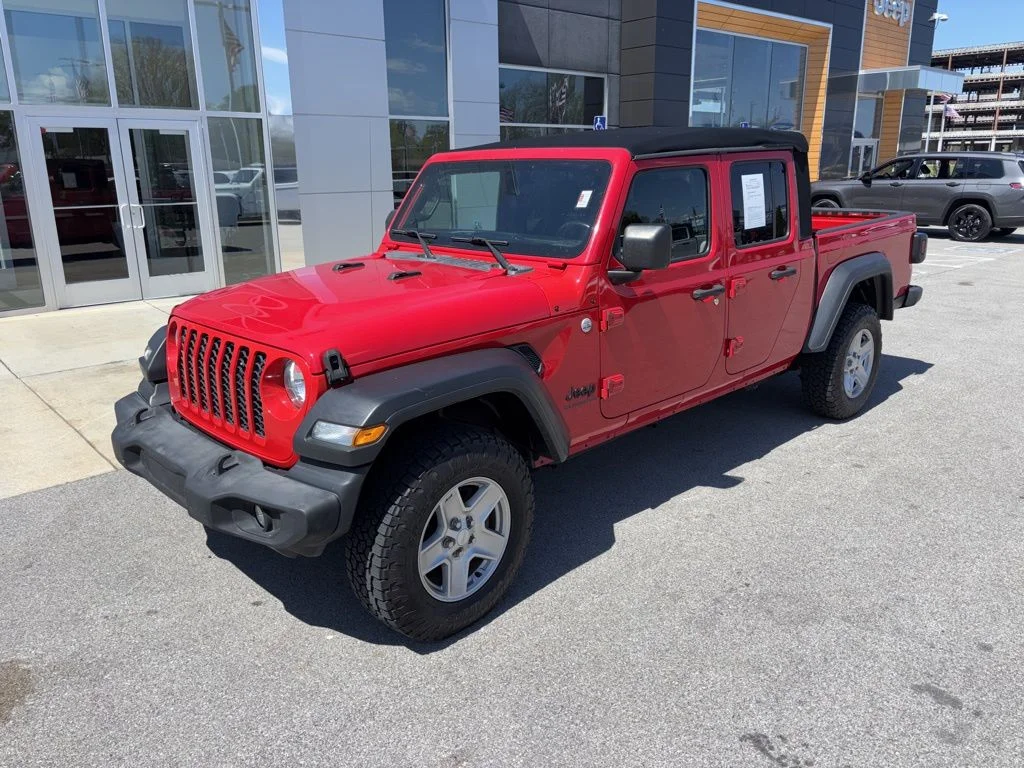2020 Jeep Gladiator Sport S's photo