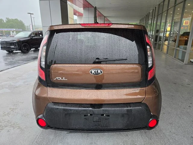 Used 2016 Silver Kia Base image 7