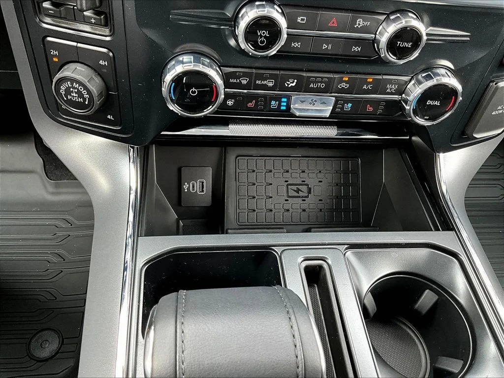 New 2026 Marsh Gray Ford Lariat® image 24