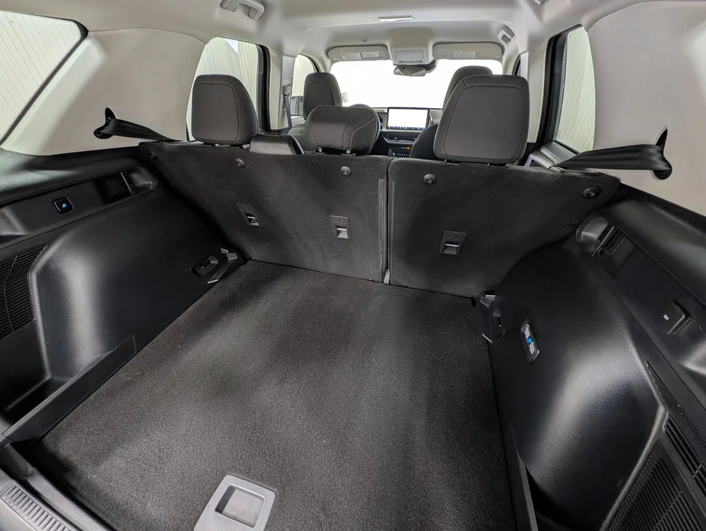 New 2026 Space White Metallic Ford Big Bend® image 18