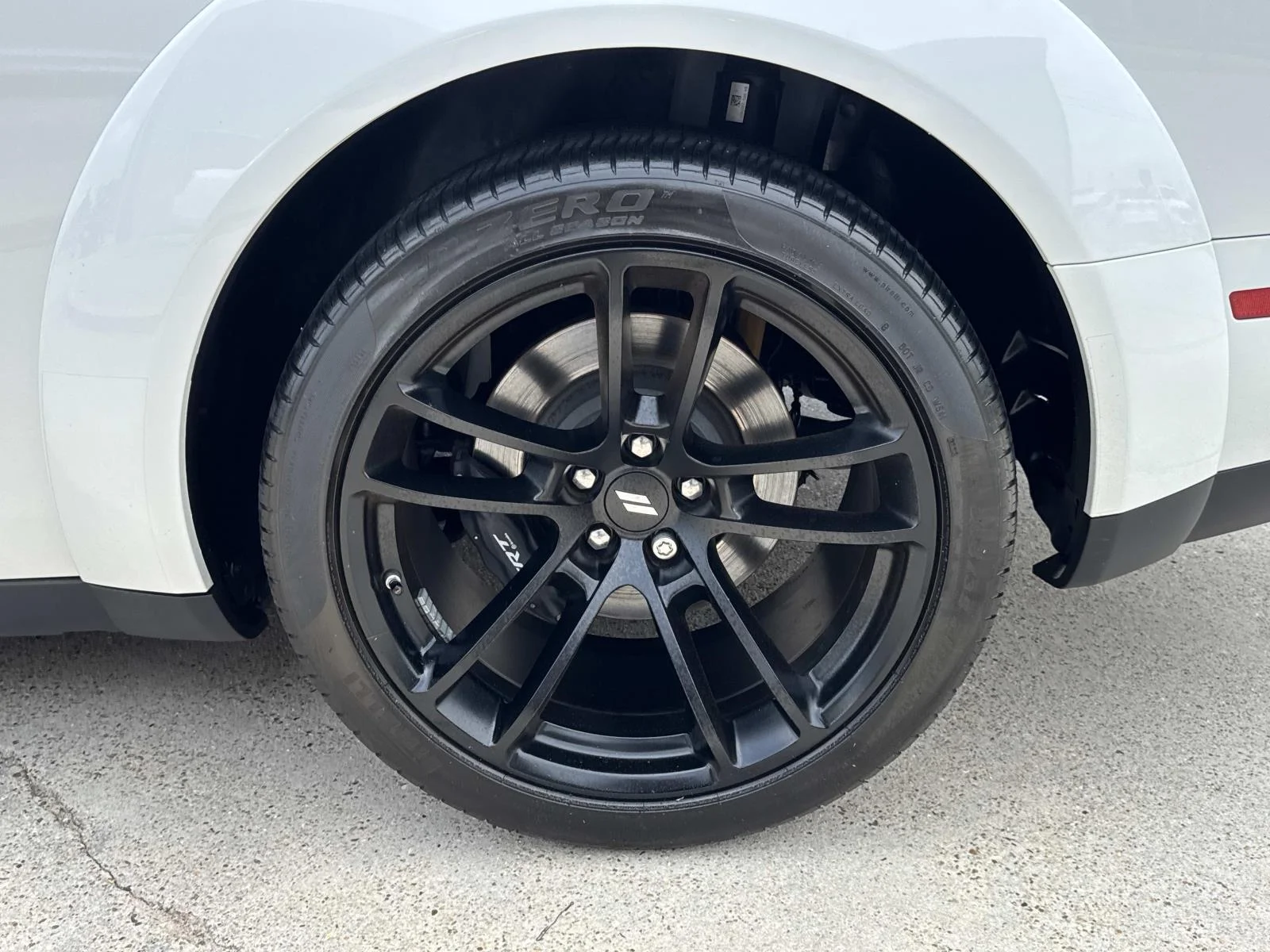 Used 2023 White Knuckle Clearcoat Dodge R/T Scat Pack Widebody image 4