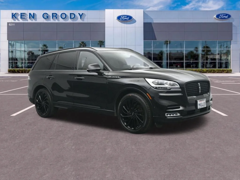 2022 Lincoln Aviator Reserve AWD's photo