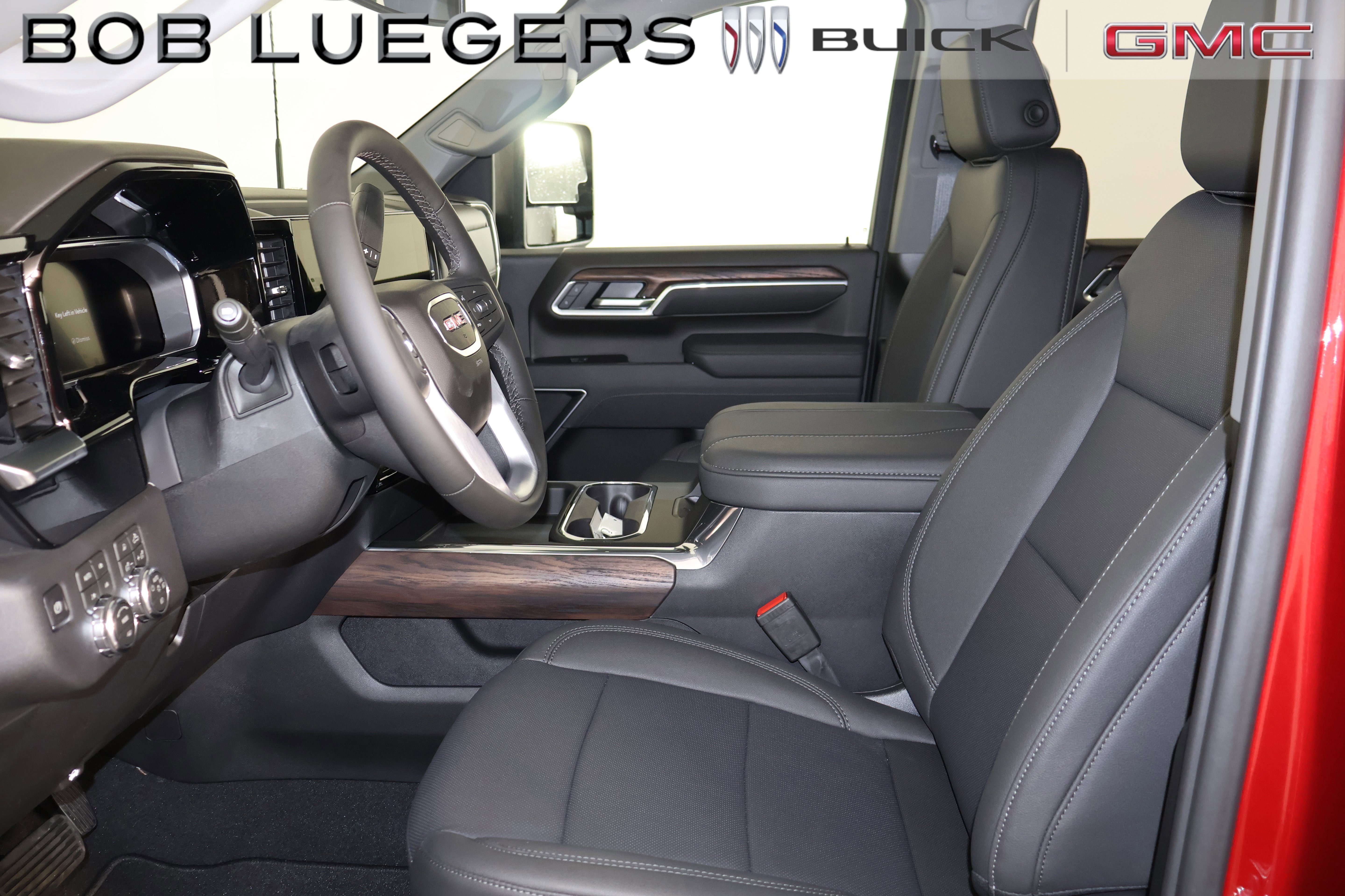2026 GMC Sierra 2500HD SLT - Photo 10