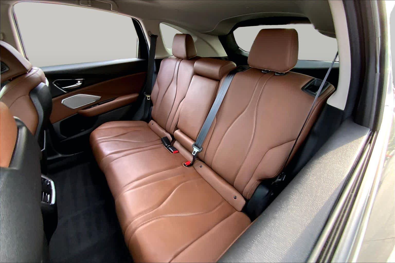Used 2024 Liquid Carbon Metallic Acura w/Technology Package image 19