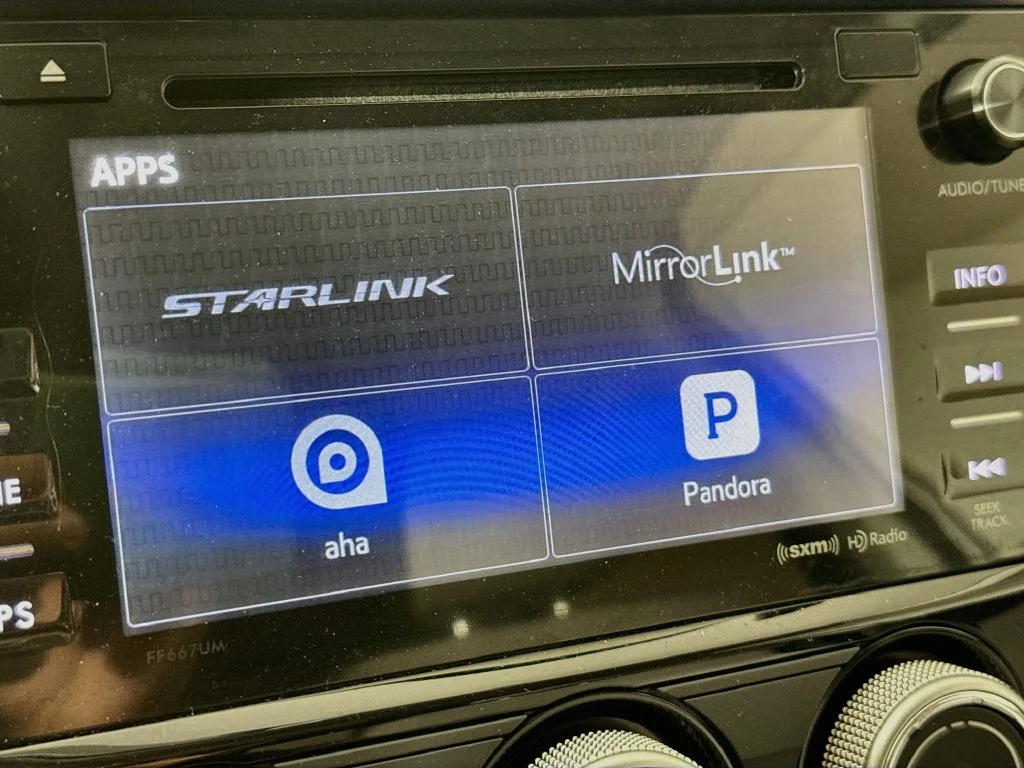 Used 2016 Silver Subaru 2.5i Premium image 15