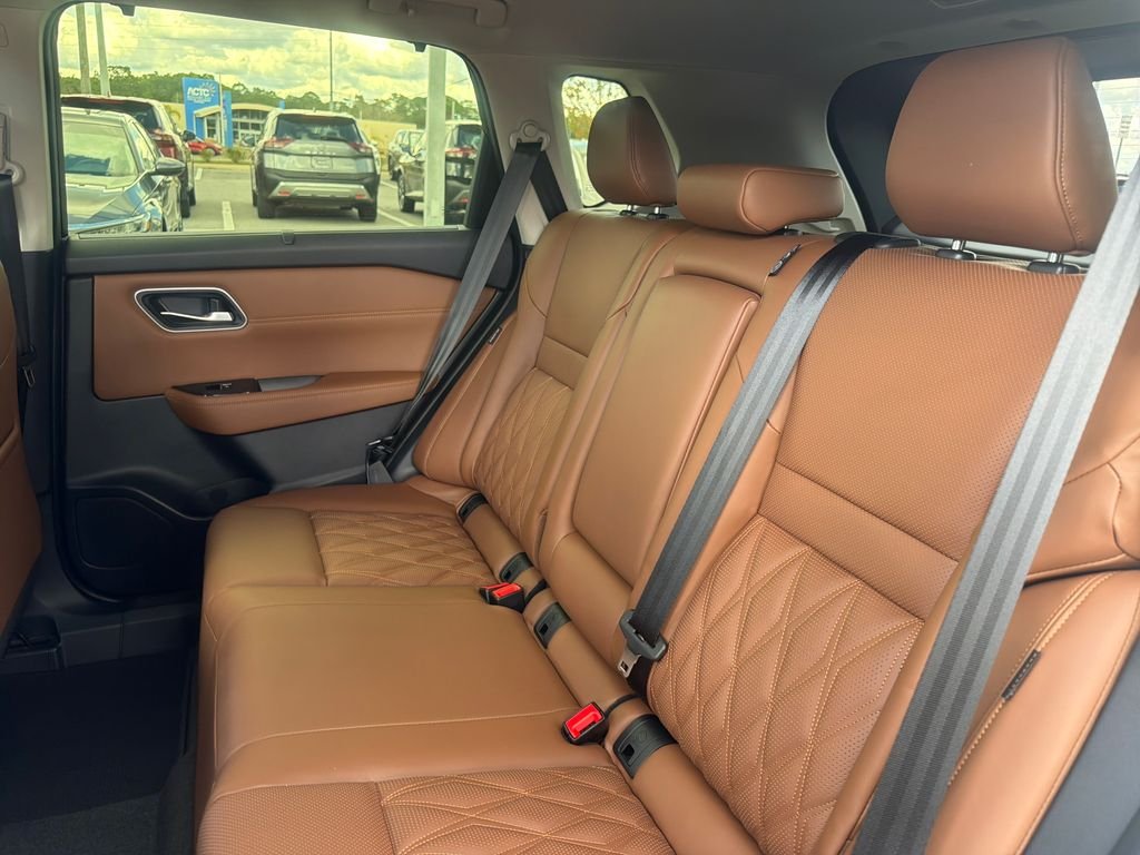 New 2026 Nissan Rogue Platinum 4D Sport Utility