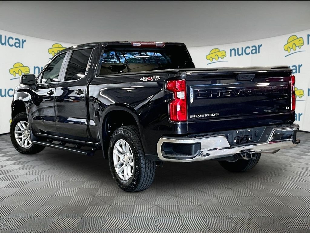 Used 2022 Gray Chevrolet LT image 4