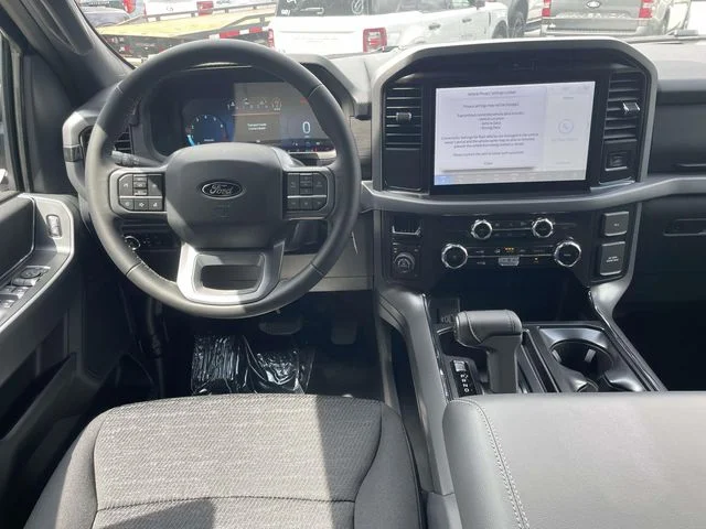 New 2026 Avalanche Ford XLT image 9
