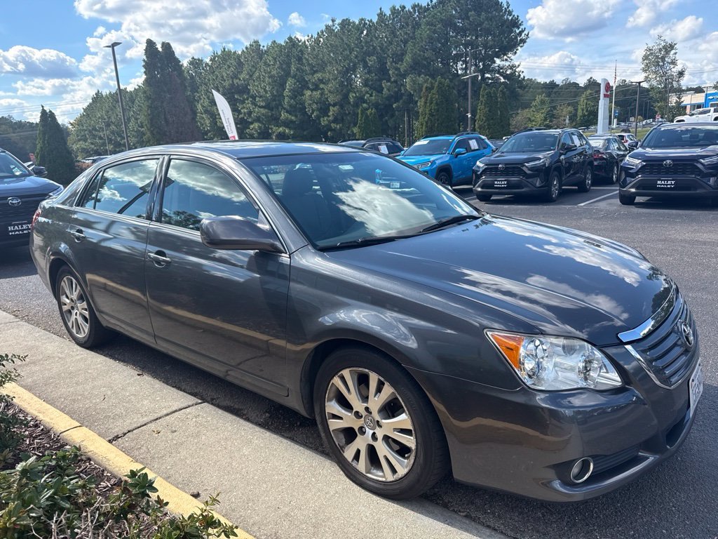 Used 2008 Gray Toyota Touring image 1