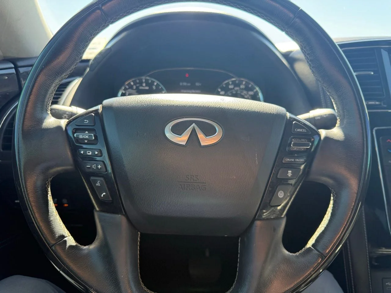 Used 2021 Mineral Black INFINITI Luxe image 18