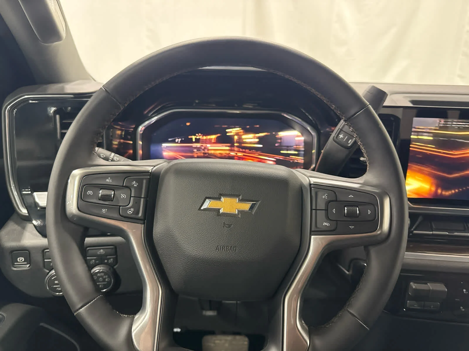 Used 2026 Lakeshore Blue Metallic Chevrolet LT image 18